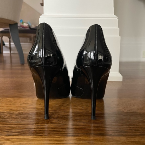 Black Stiletto Heels - Picture 4 of 6